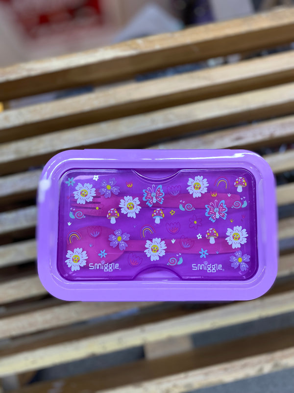 Flower 2 Partitions BPA Free Plastic Lunch Box